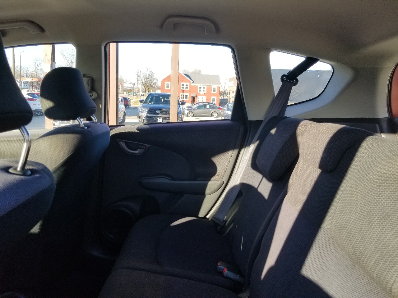 Honda Fit Sport 5-Speed AT 2012