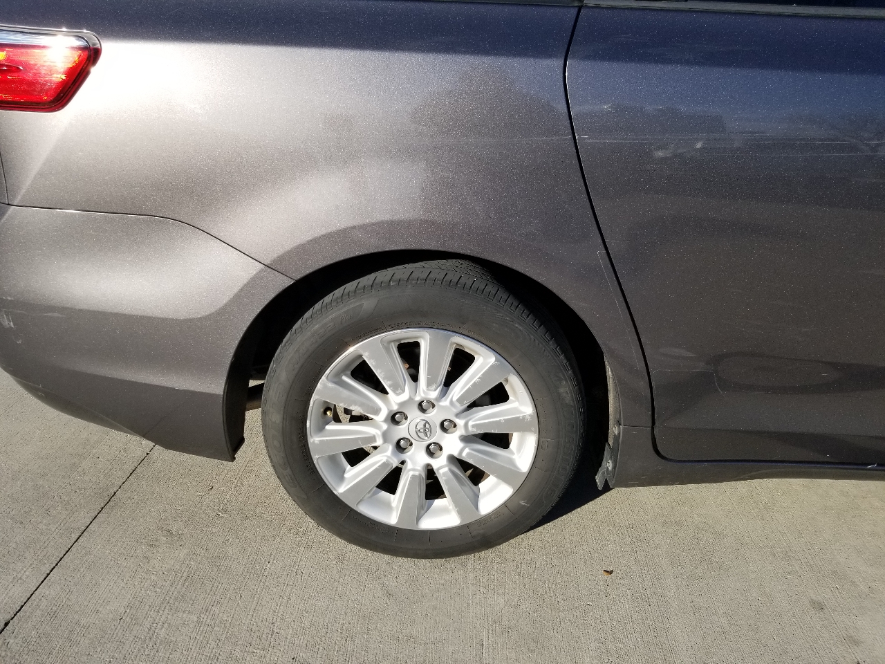 Toyota Sienna Limited 7-Passenger 2015