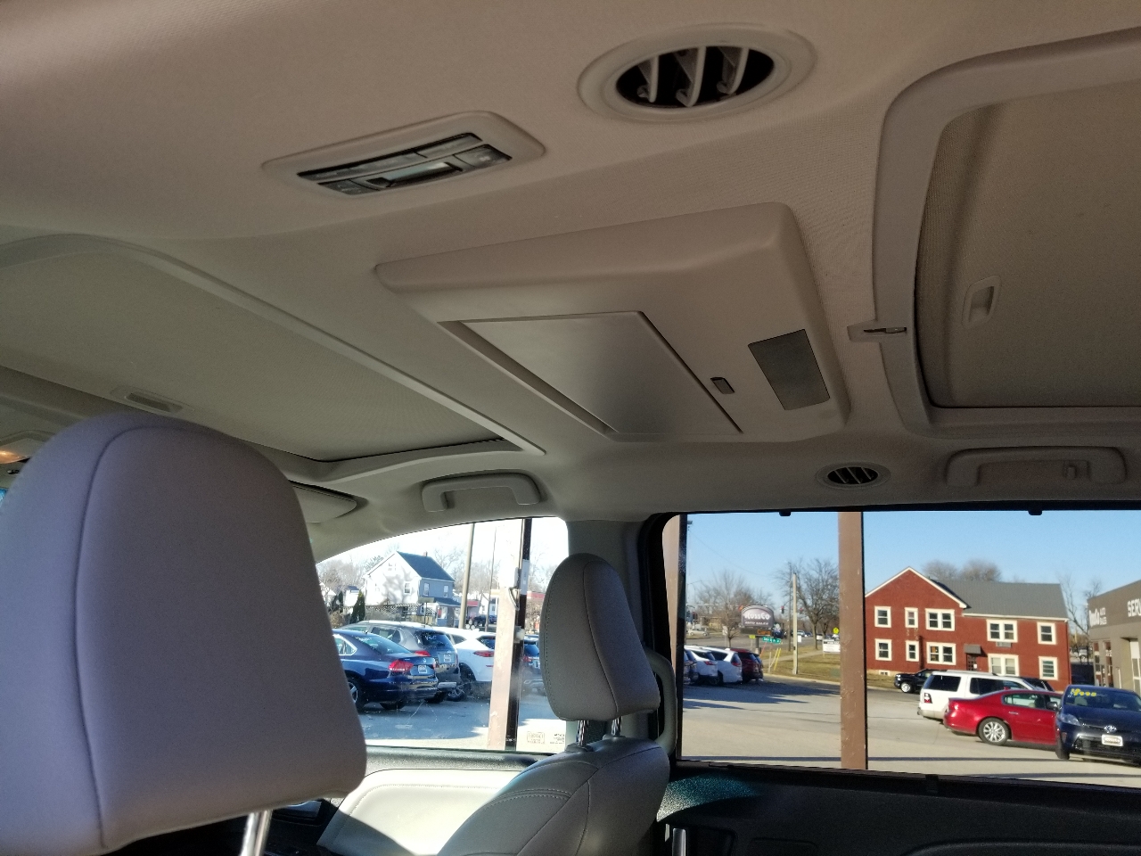 Toyota Sienna Limited 7-Passenger 2015