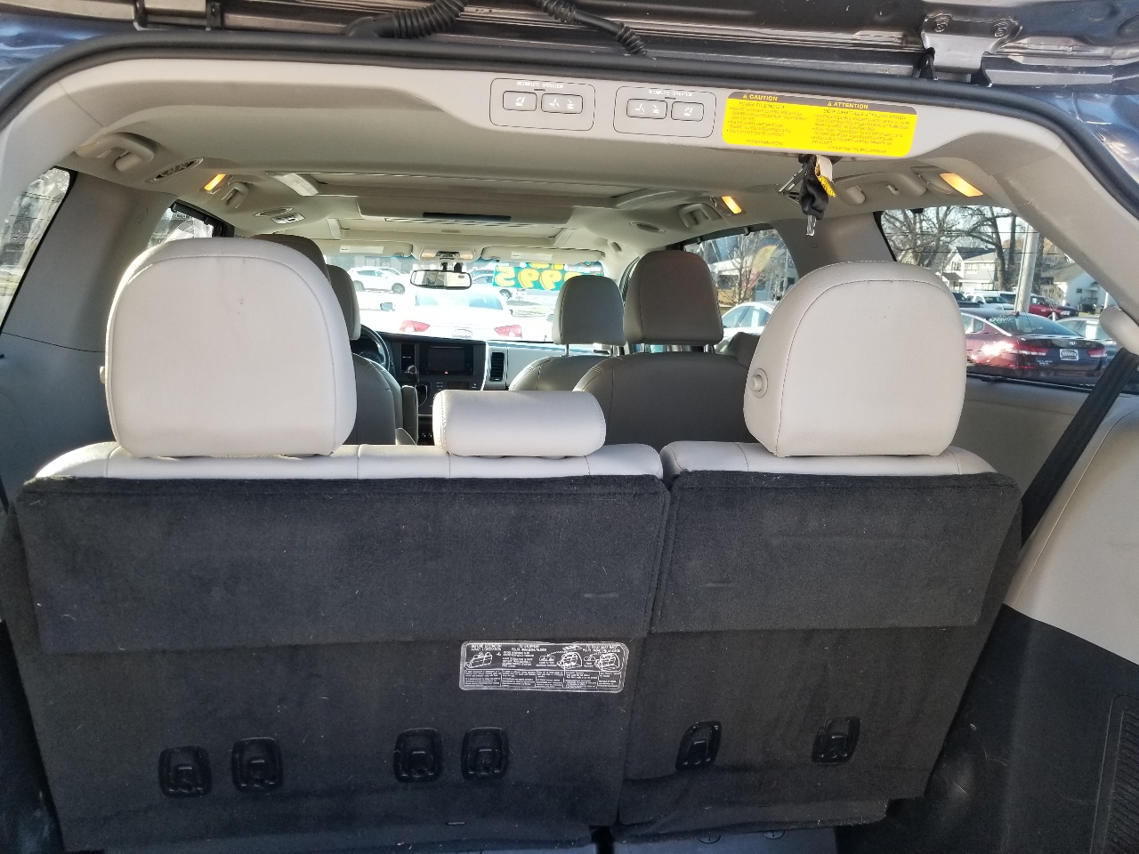 Toyota Sienna Limited 7-Passenger 2015