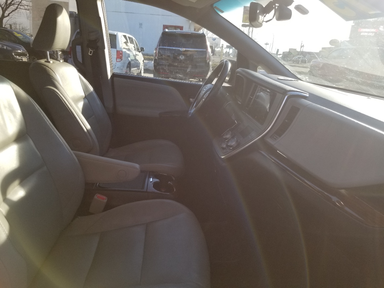 Toyota Sienna Limited 7-Passenger 2015