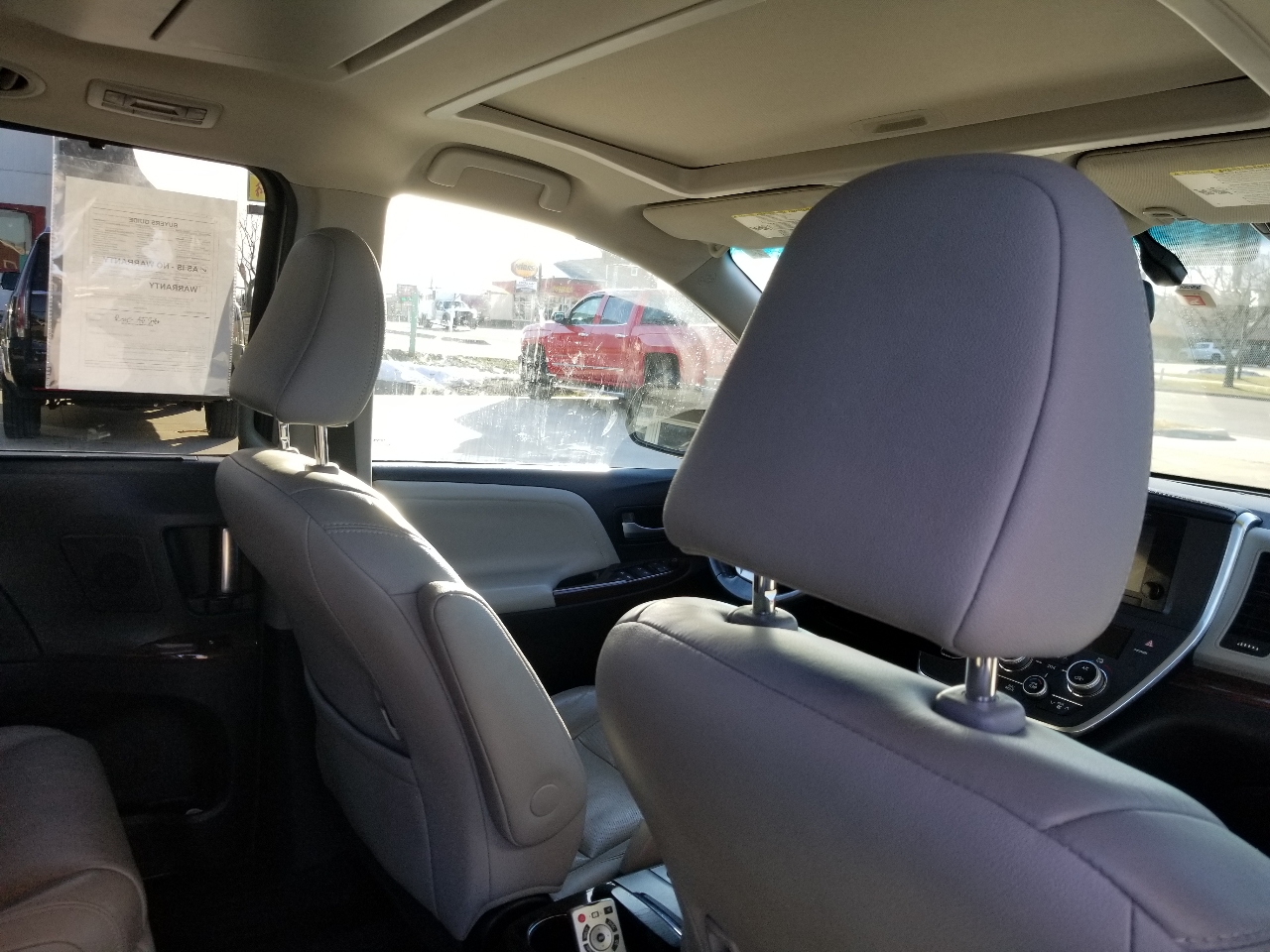 Toyota Sienna Limited 7-Passenger 2015