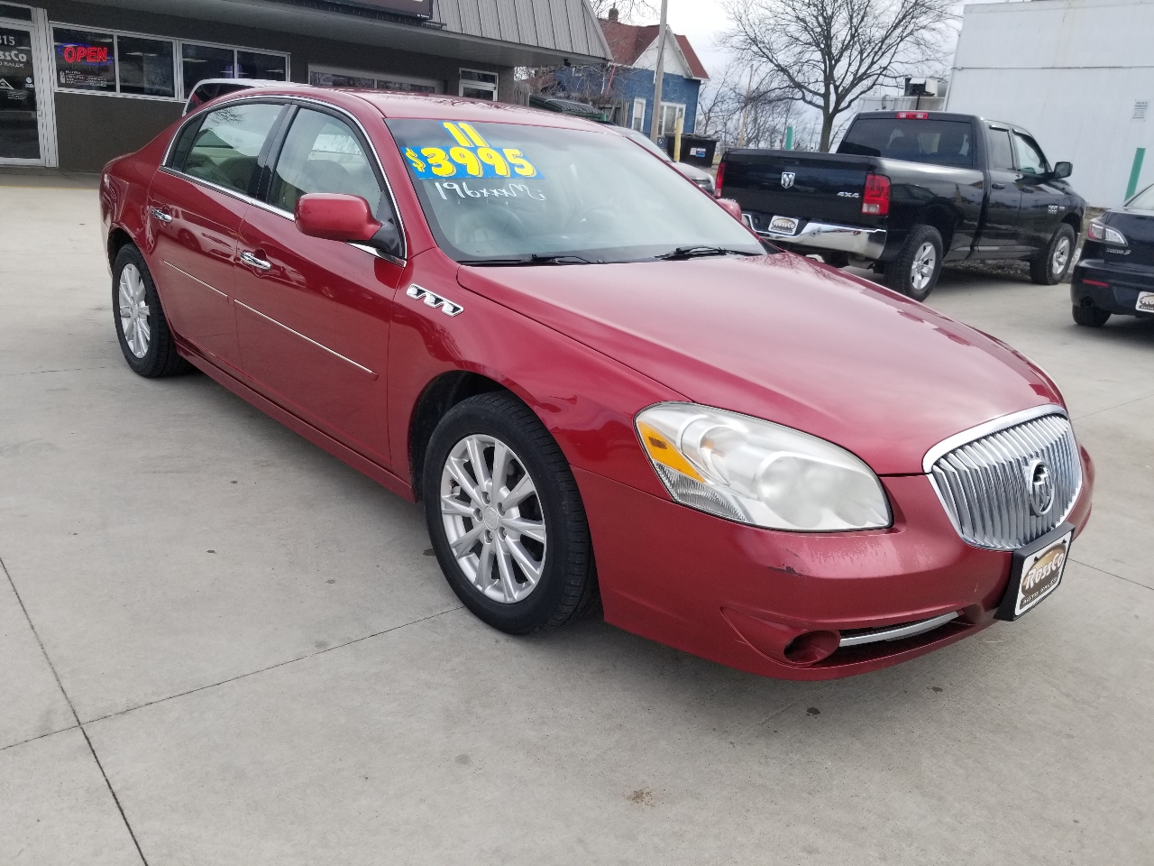 Buick Lucerne 4dr Sdn CXL 2011