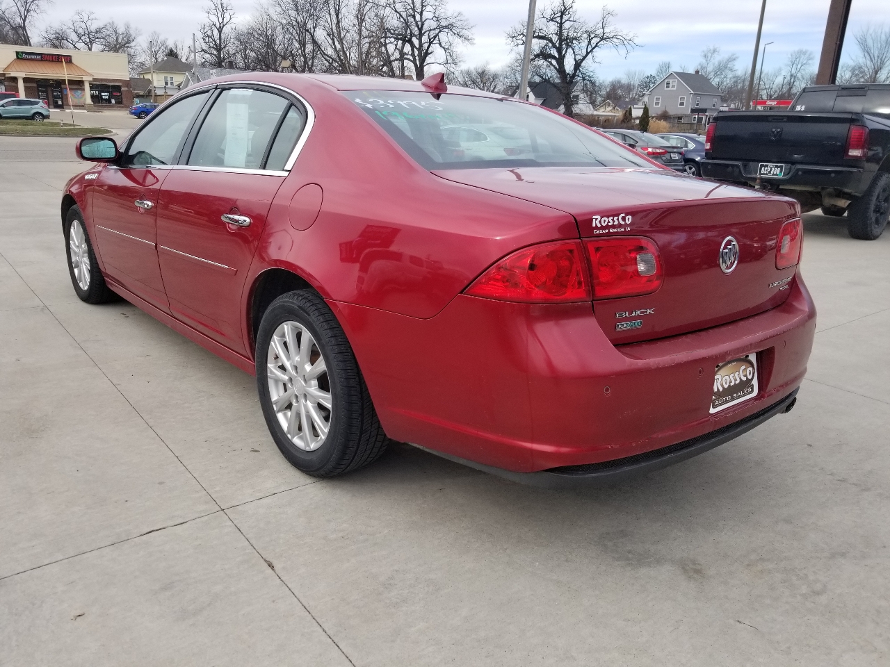 Buick Lucerne 4dr Sdn CXL 2011