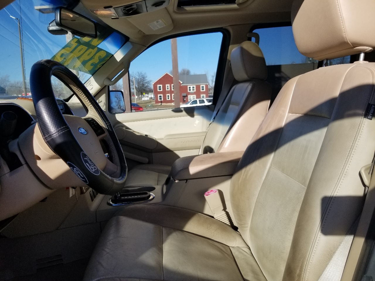 Ford Explorer 4dr 114" WB 4.6L Eddie Bauer 4WD 2006