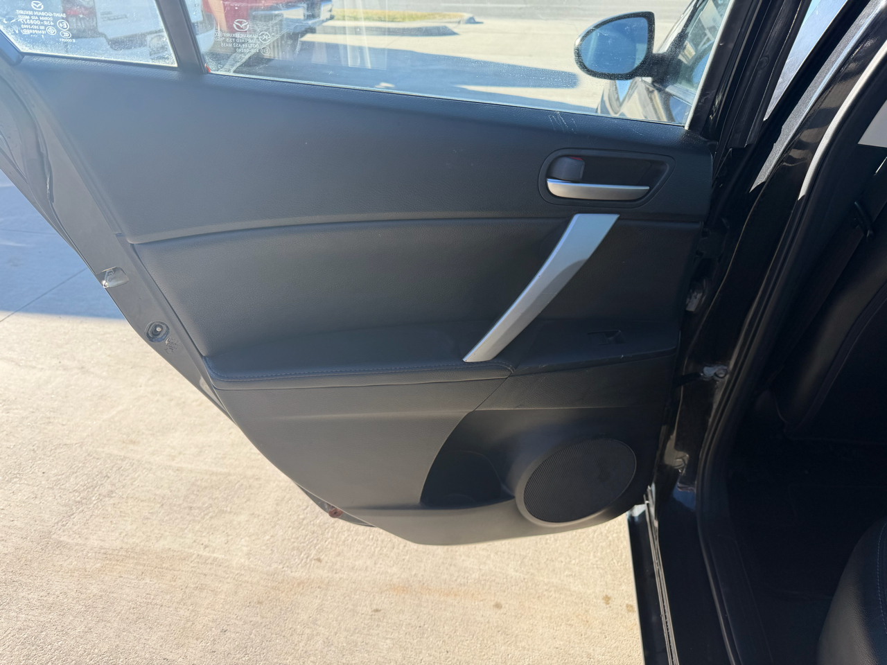 Mazda MAZDA3 I Grand Touring 4-Door 2012