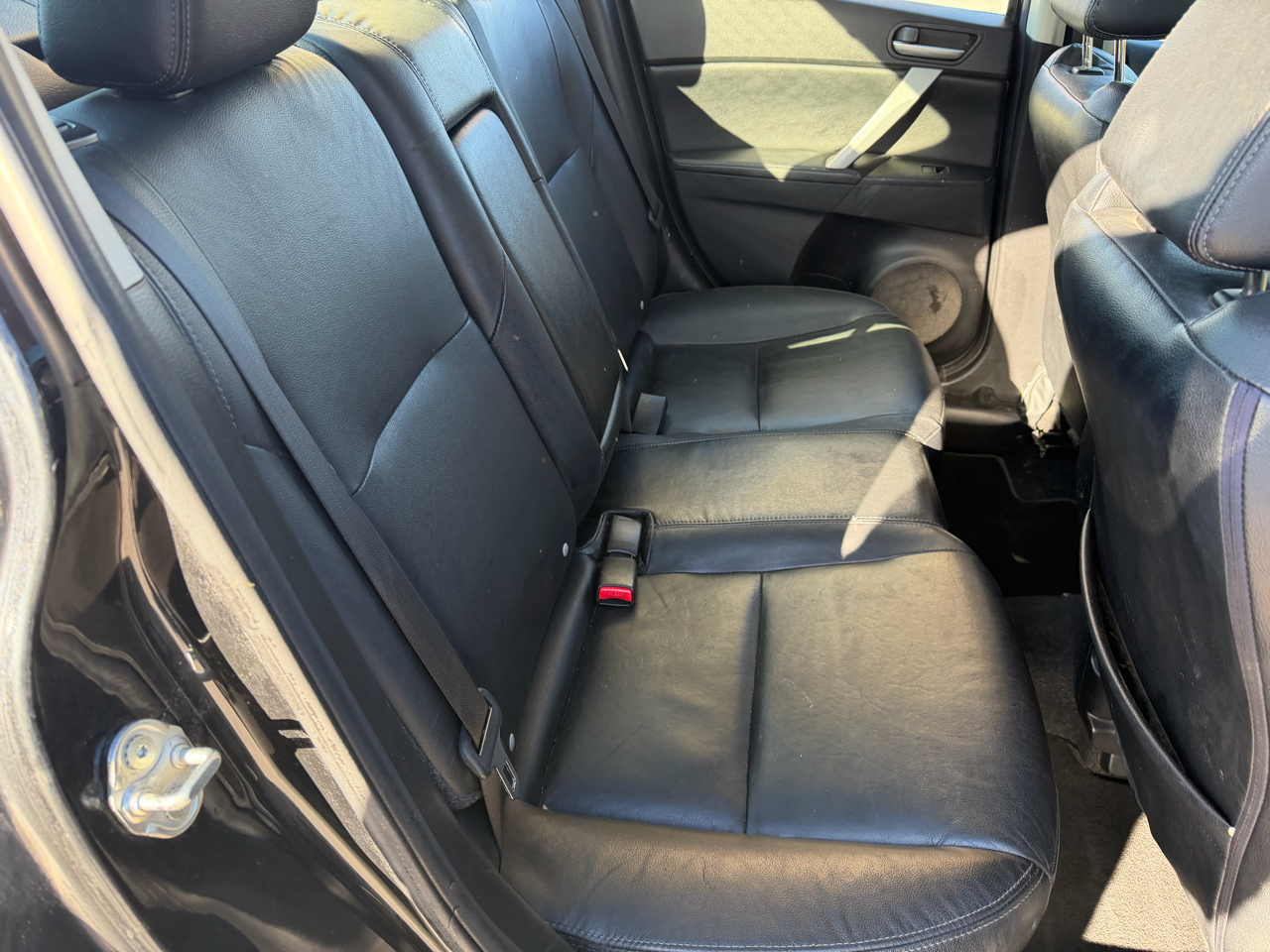 Mazda MAZDA3 I Grand Touring 4-Door 2012