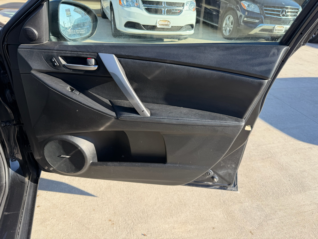 Mazda MAZDA3 I Grand Touring 4-Door 2012