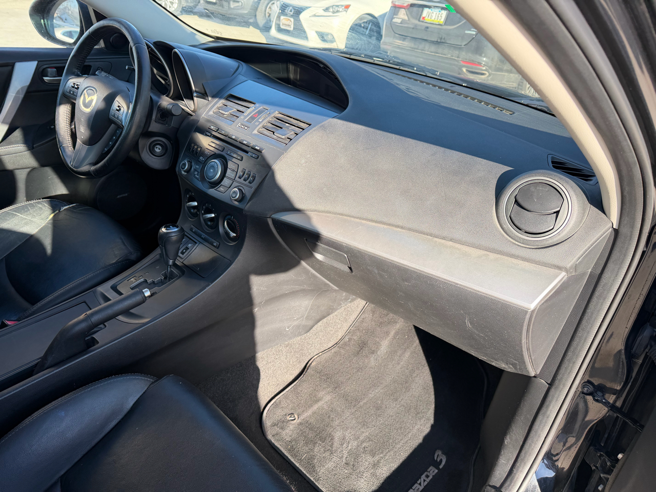 Mazda MAZDA3 I Grand Touring 4-Door 2012