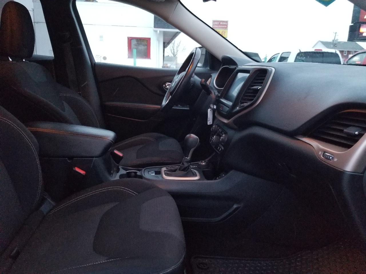 Jeep Cherokee 4WD 4dr Latitude 2015