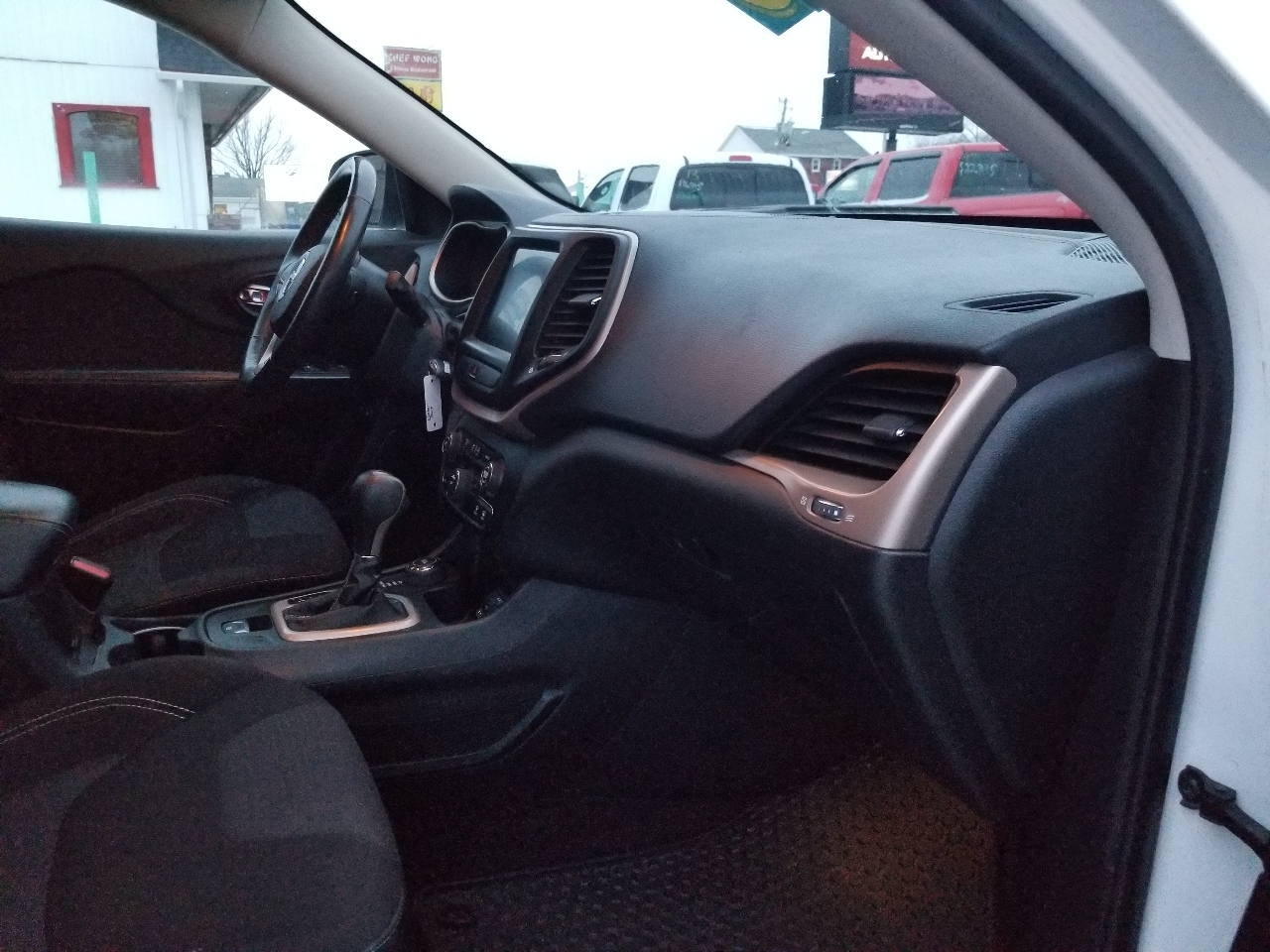 Jeep Cherokee 4WD 4dr Latitude 2015