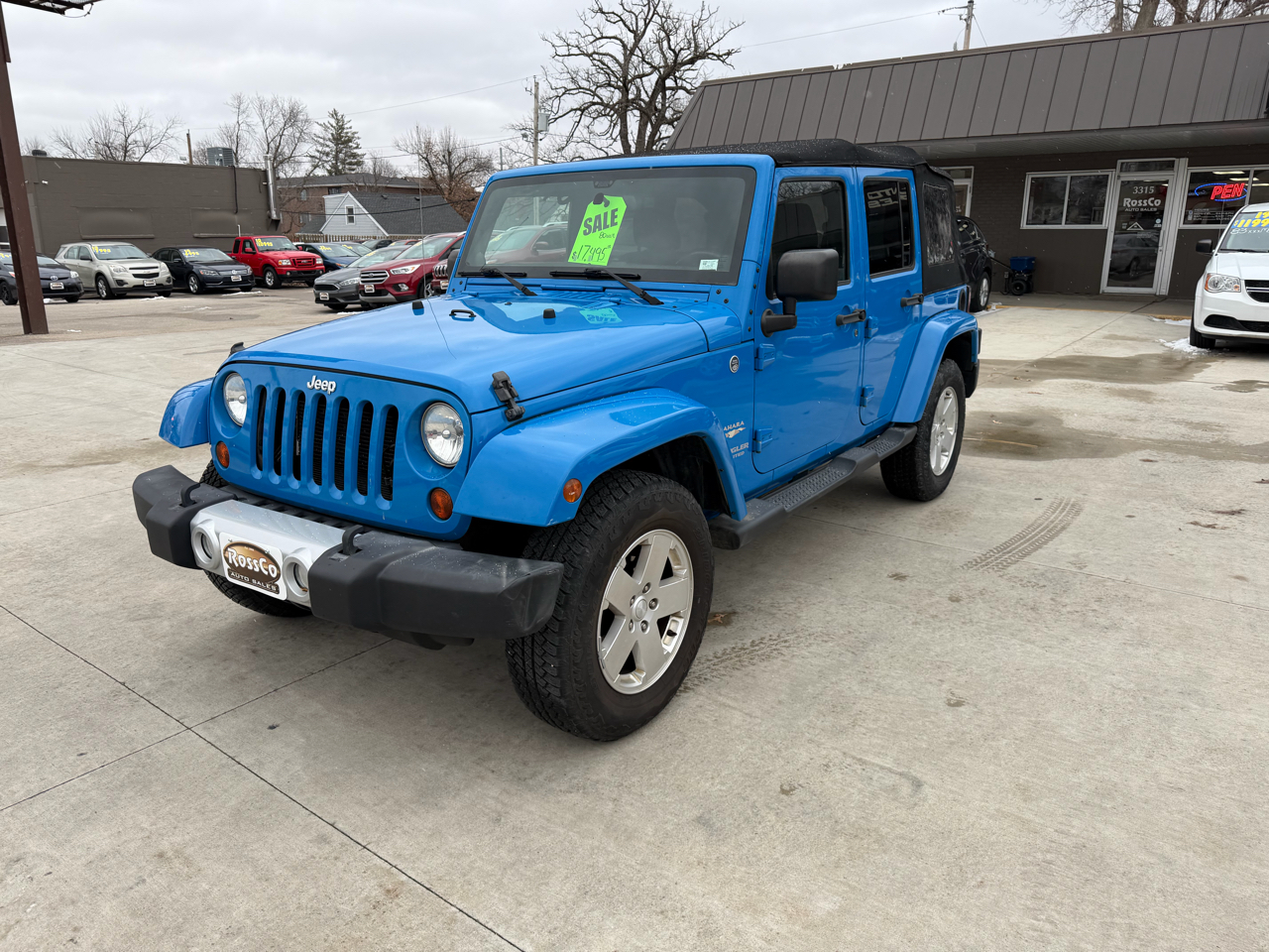 Jeep Wrangler 4WD 4dr Sahara 2012
