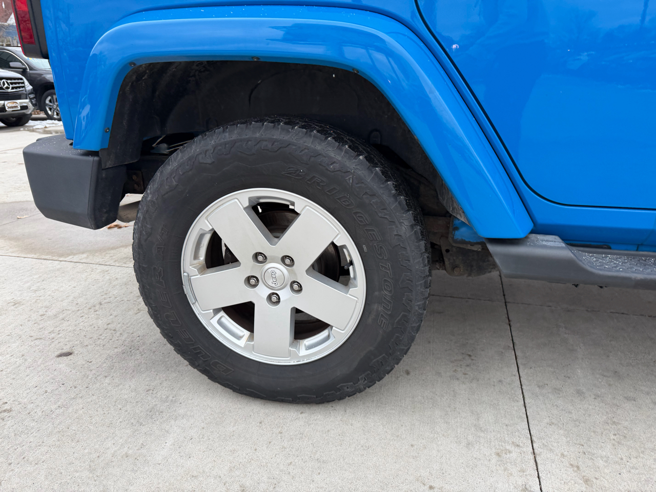 Jeep Wrangler 4WD 4dr Sahara 2012