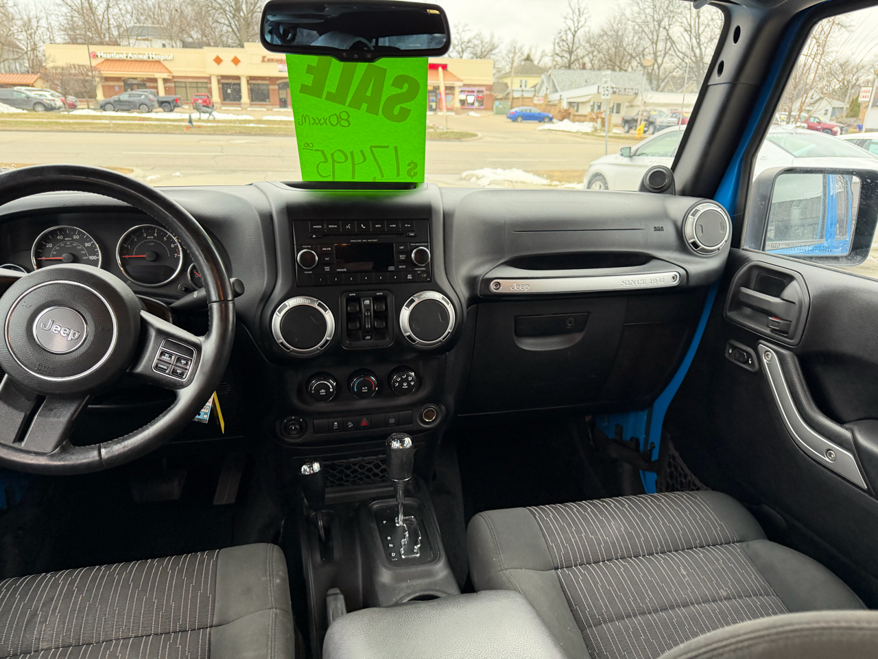 Jeep Wrangler 4WD 4dr Sahara 2012