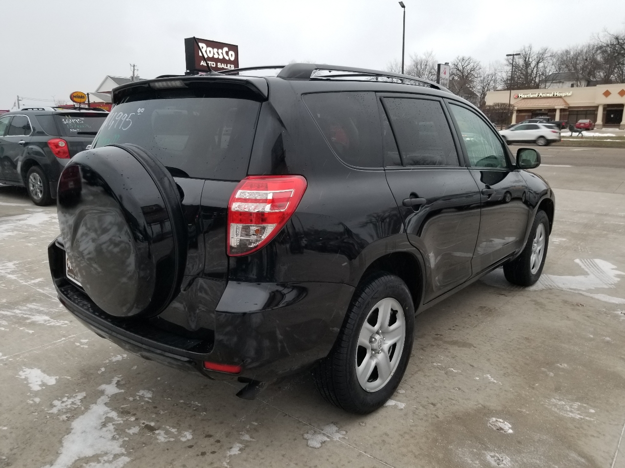 Toyota RAV4 Base I4 2WD 2011