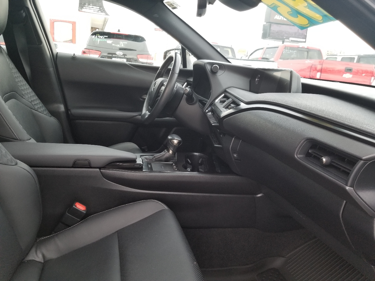 Lexus UX UX 250h AWD 2021