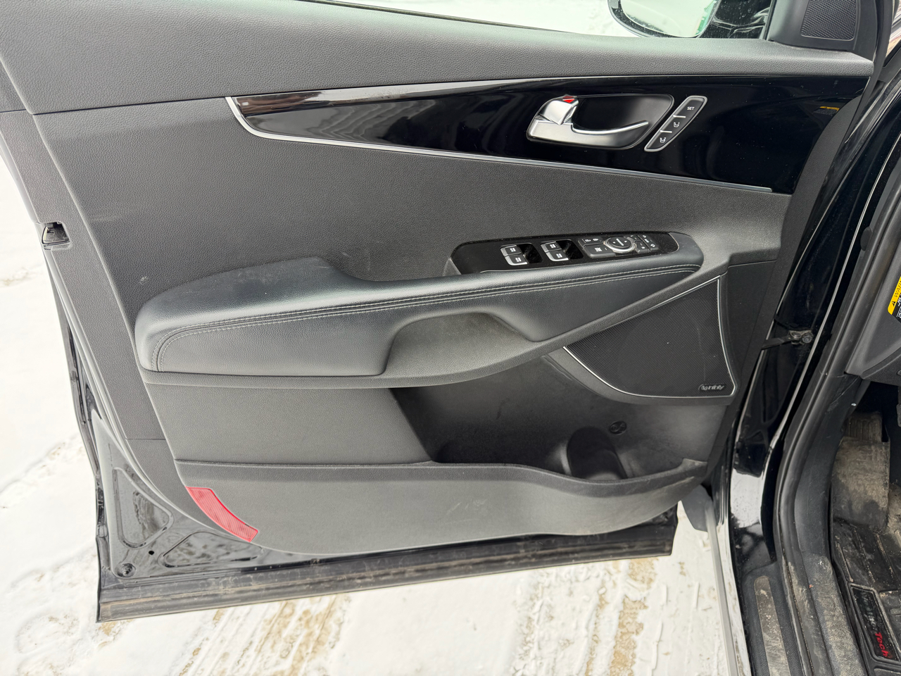 Kia Sorento AWD 4dr 3.3L SX 2016