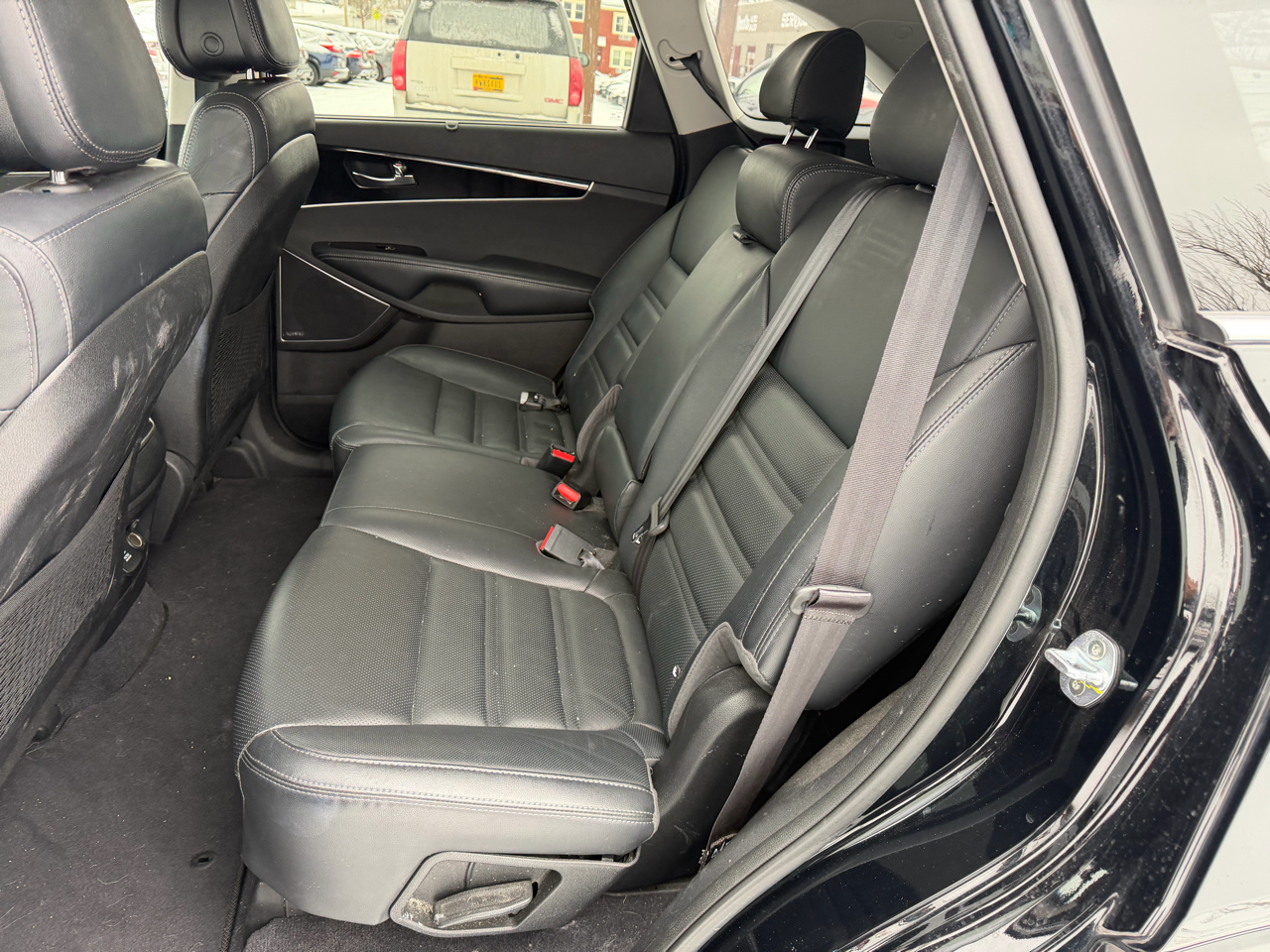 Kia Sorento AWD 4dr 3.3L SX 2016