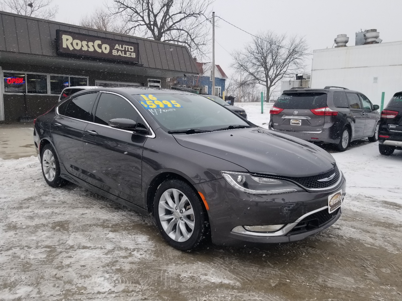 Chrysler 200 4dr Sdn C FWD 2016