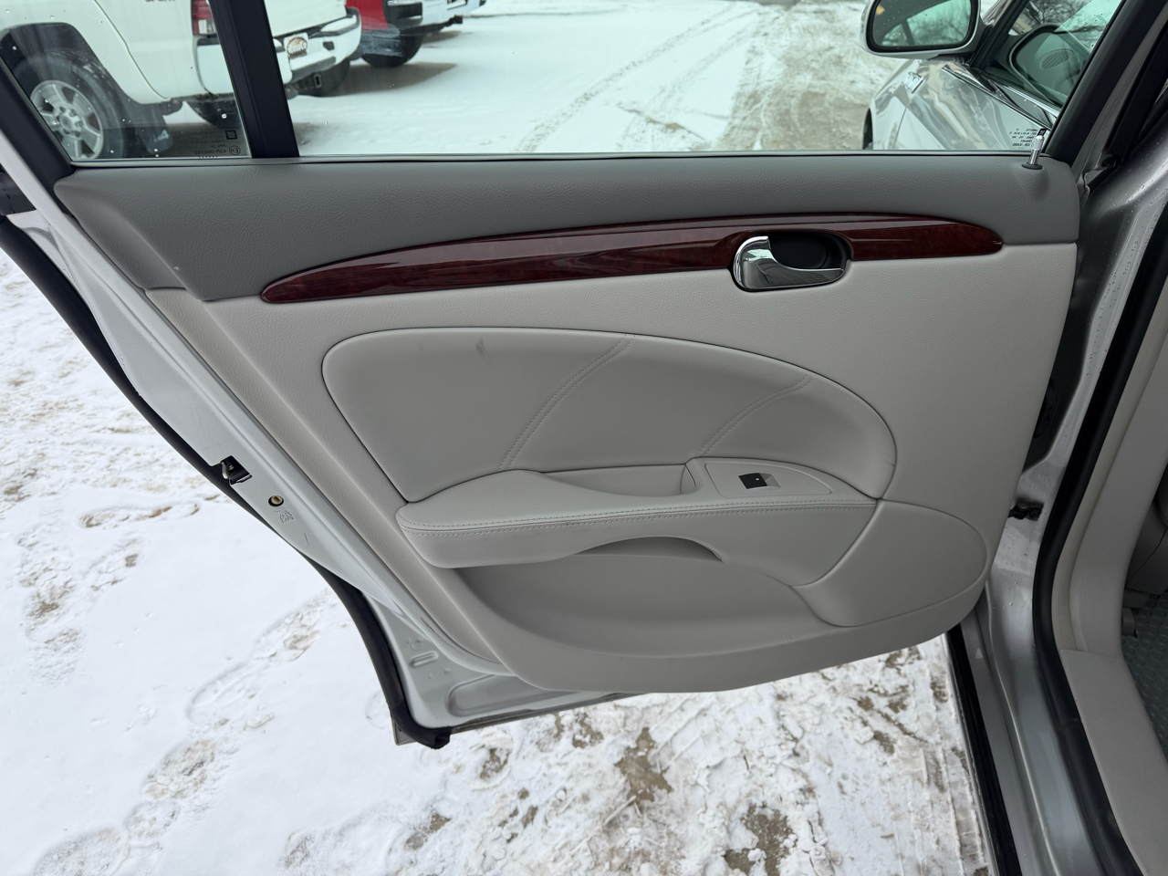 Buick Lucerne 4dr Sdn V6 CXL 2007