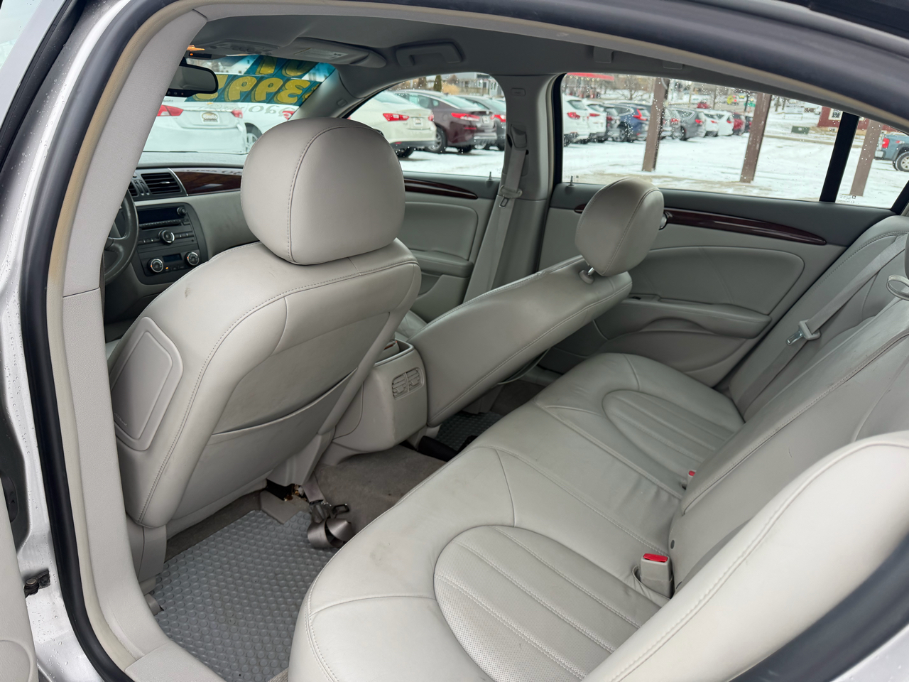 Buick Lucerne 4dr Sdn V6 CXL 2007