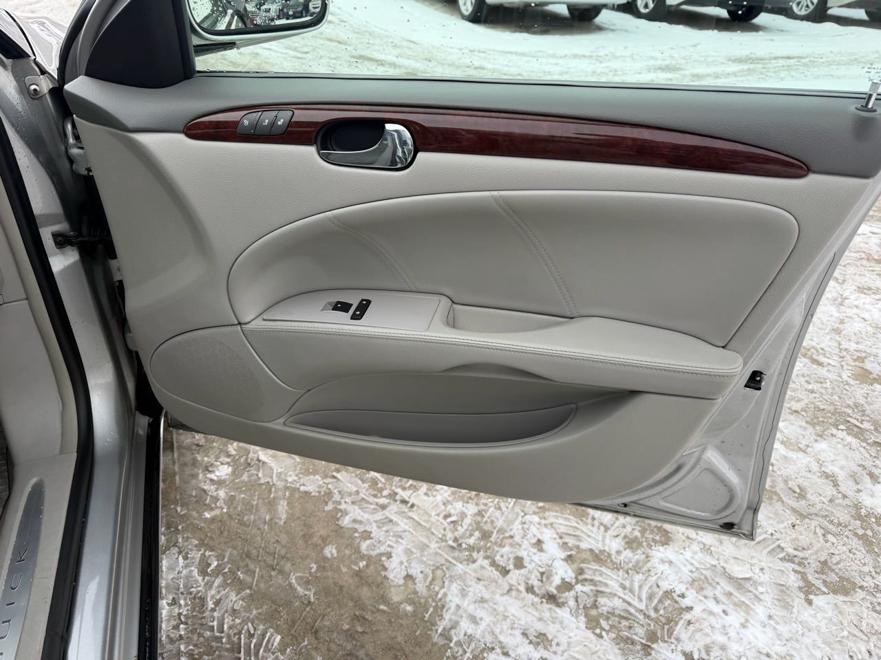 Buick Lucerne 4dr Sdn V6 CXL 2007