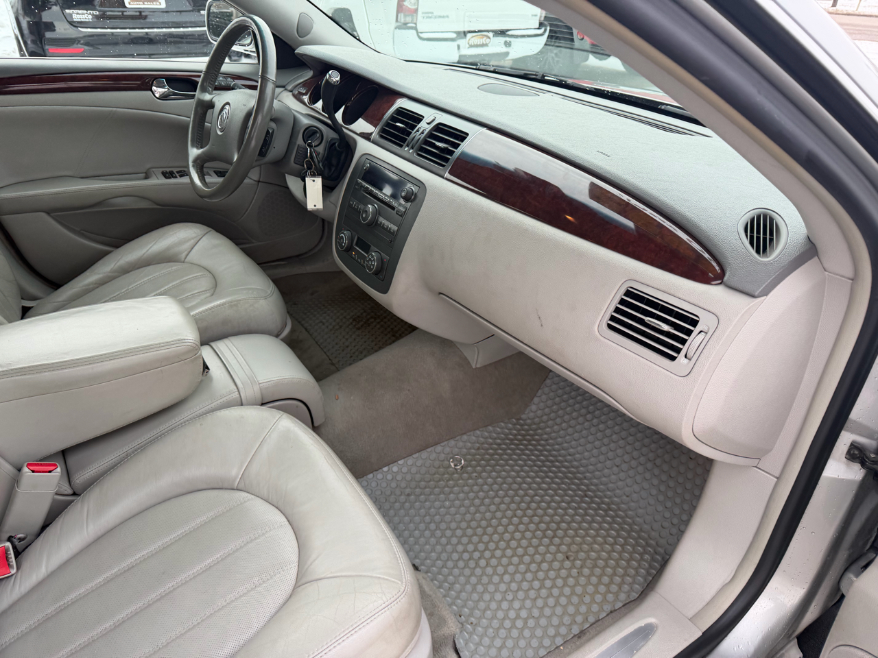 Buick Lucerne 4dr Sdn V6 CXL 2007