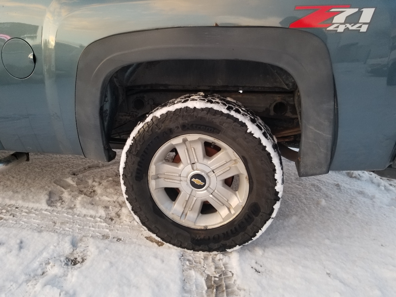 Chevrolet Silverado 1500 4WD Ext Cab 143.5" LT 2013