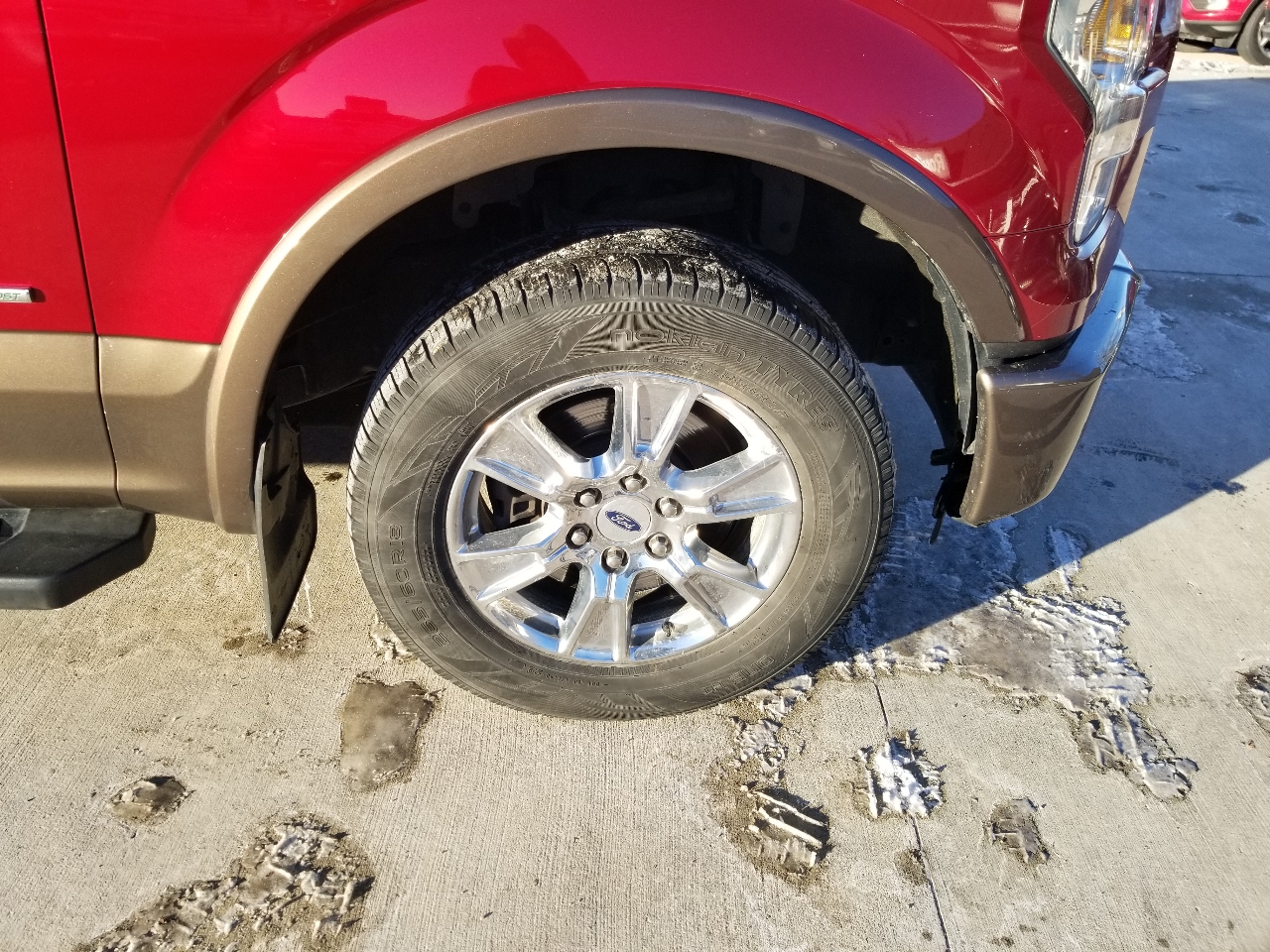 Ford F-150 2WD SuperCab 145" Lariat 2015