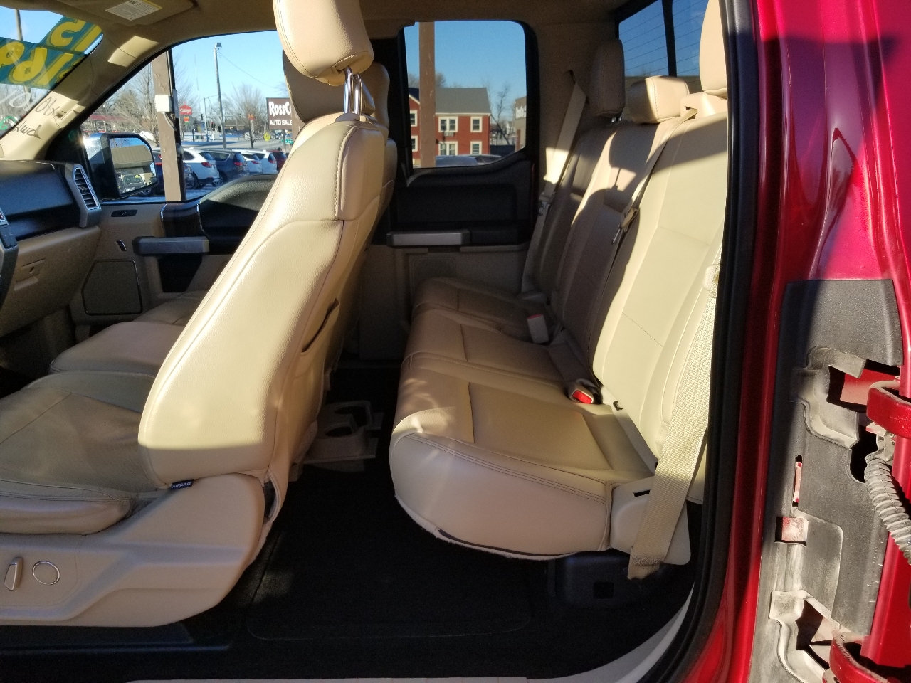 Ford F-150 2WD SuperCab 145" Lariat 2015