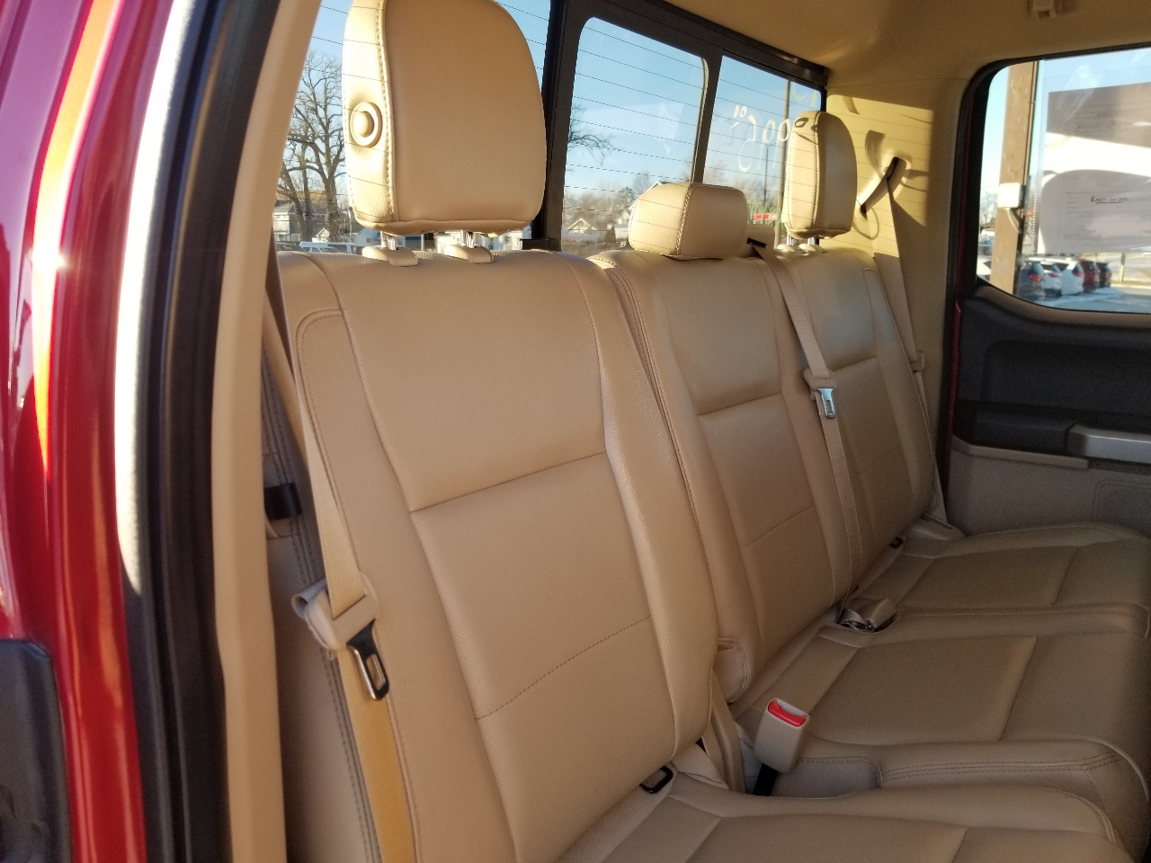 Ford F-150 2WD SuperCab 145" Lariat 2015