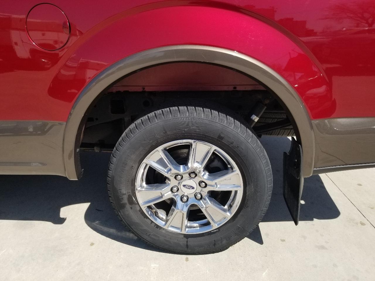 Ford F-150 2WD SuperCab 145" Lariat 2015