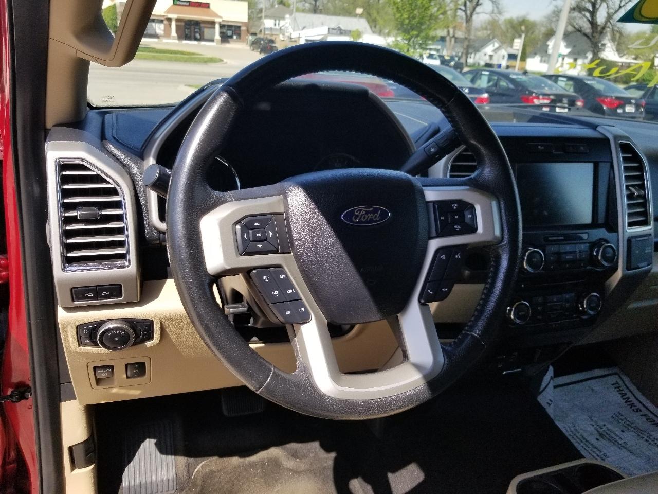 Ford F-150 2WD SuperCab 145" Lariat 2015