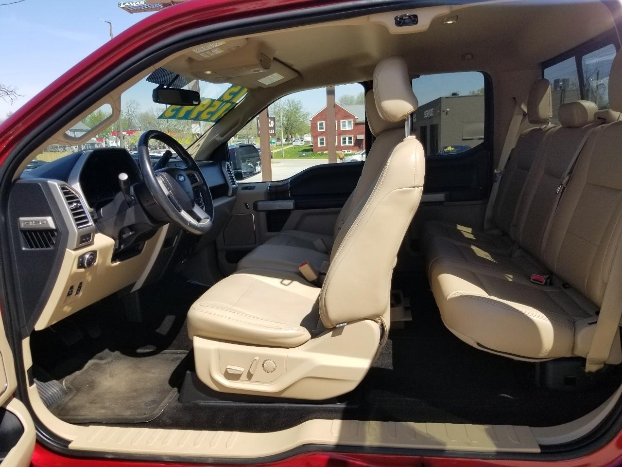 Ford F-150 2WD SuperCab 145" Lariat 2015