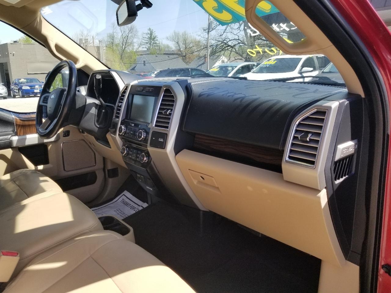 Ford F-150 2WD SuperCab 145" Lariat 2015