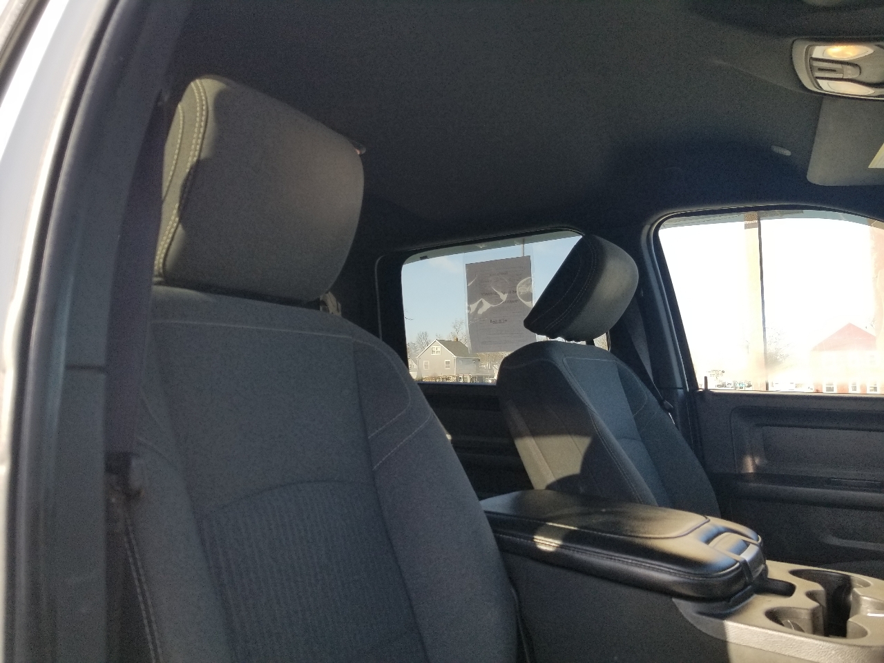 RAM 2500 Tradesman 4x4 Crew Cab 6'4" Box 2021