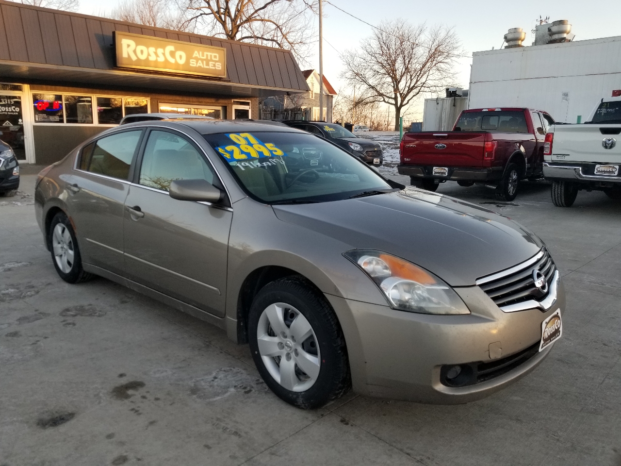 Nissan Altima 4dr Sdn I4 CVT 2.5 S 2007