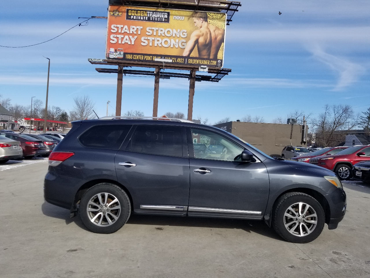 Nissan Pathfinder FWD S 2013