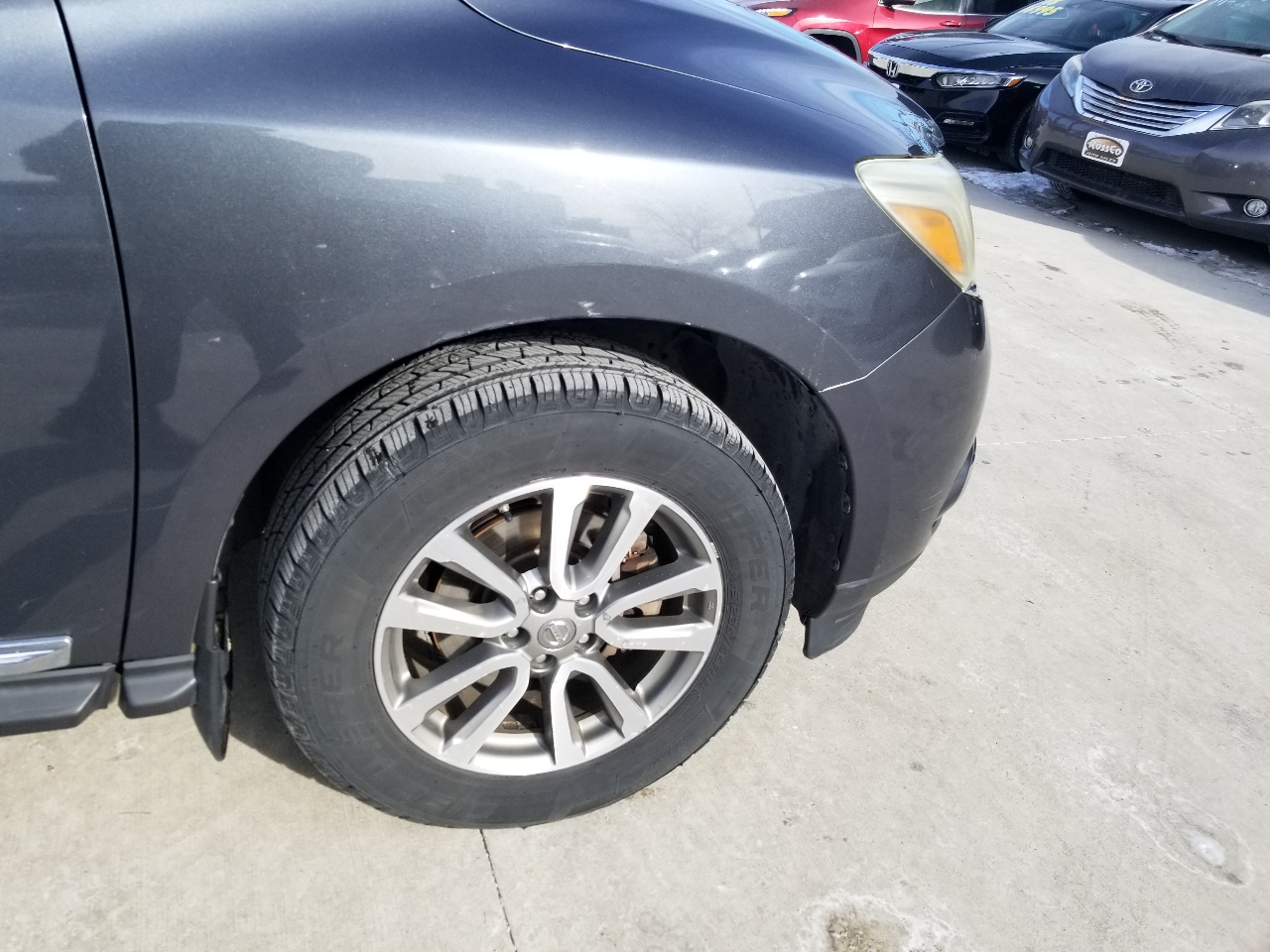 Nissan Pathfinder FWD S 2013