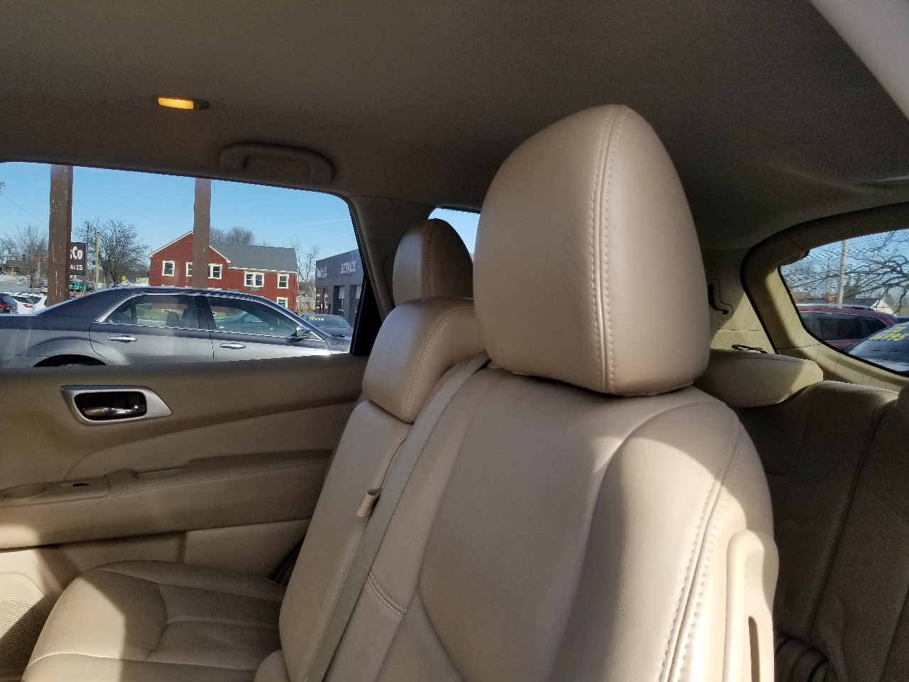 Nissan Pathfinder FWD S 2013