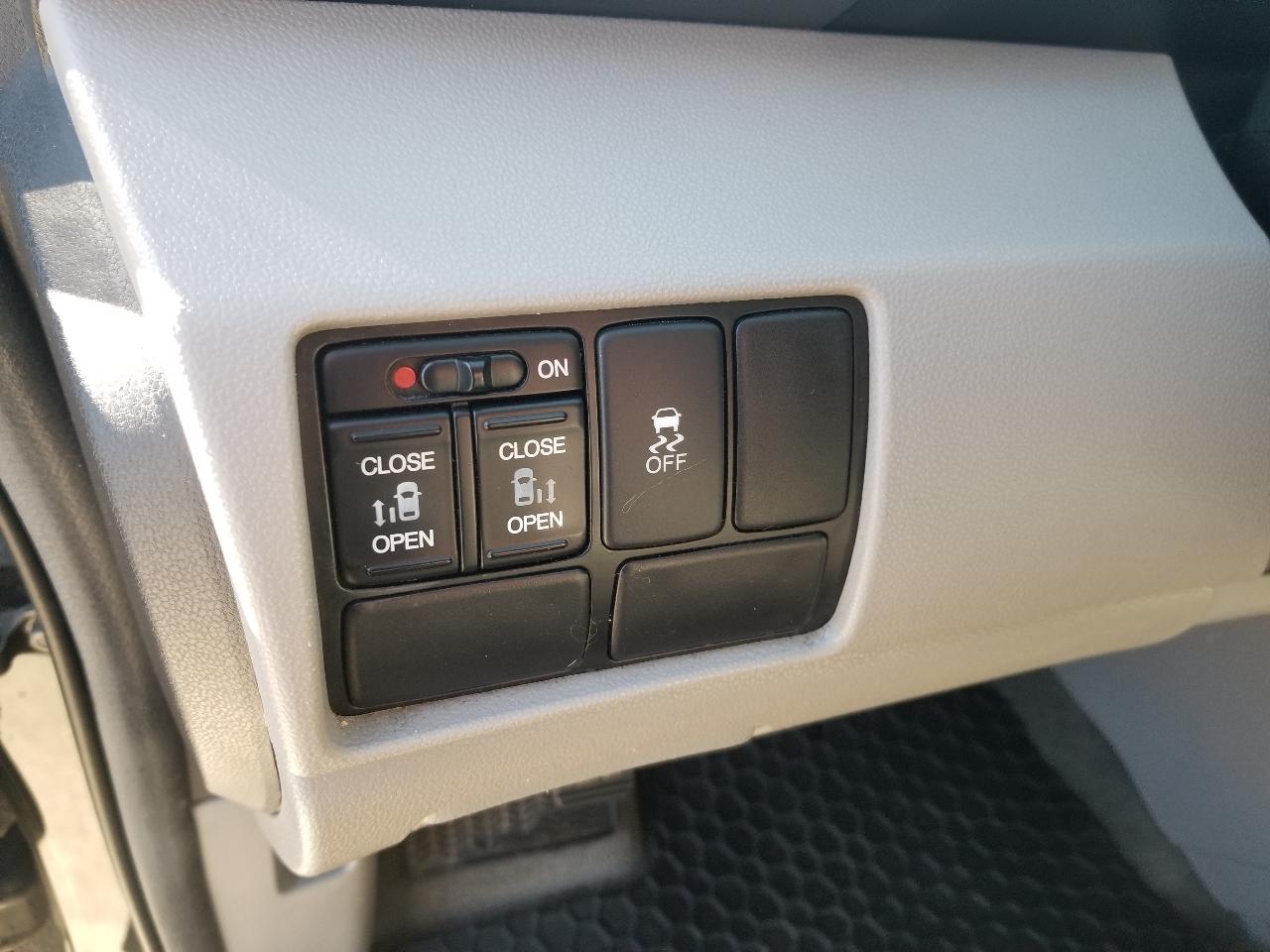 Honda Odyssey 5dr EX 2013