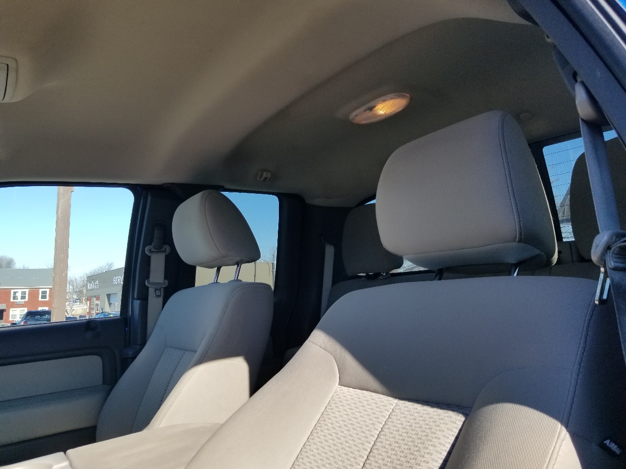 Ford F-150 4WD SuperCab 145" Lariat 2010