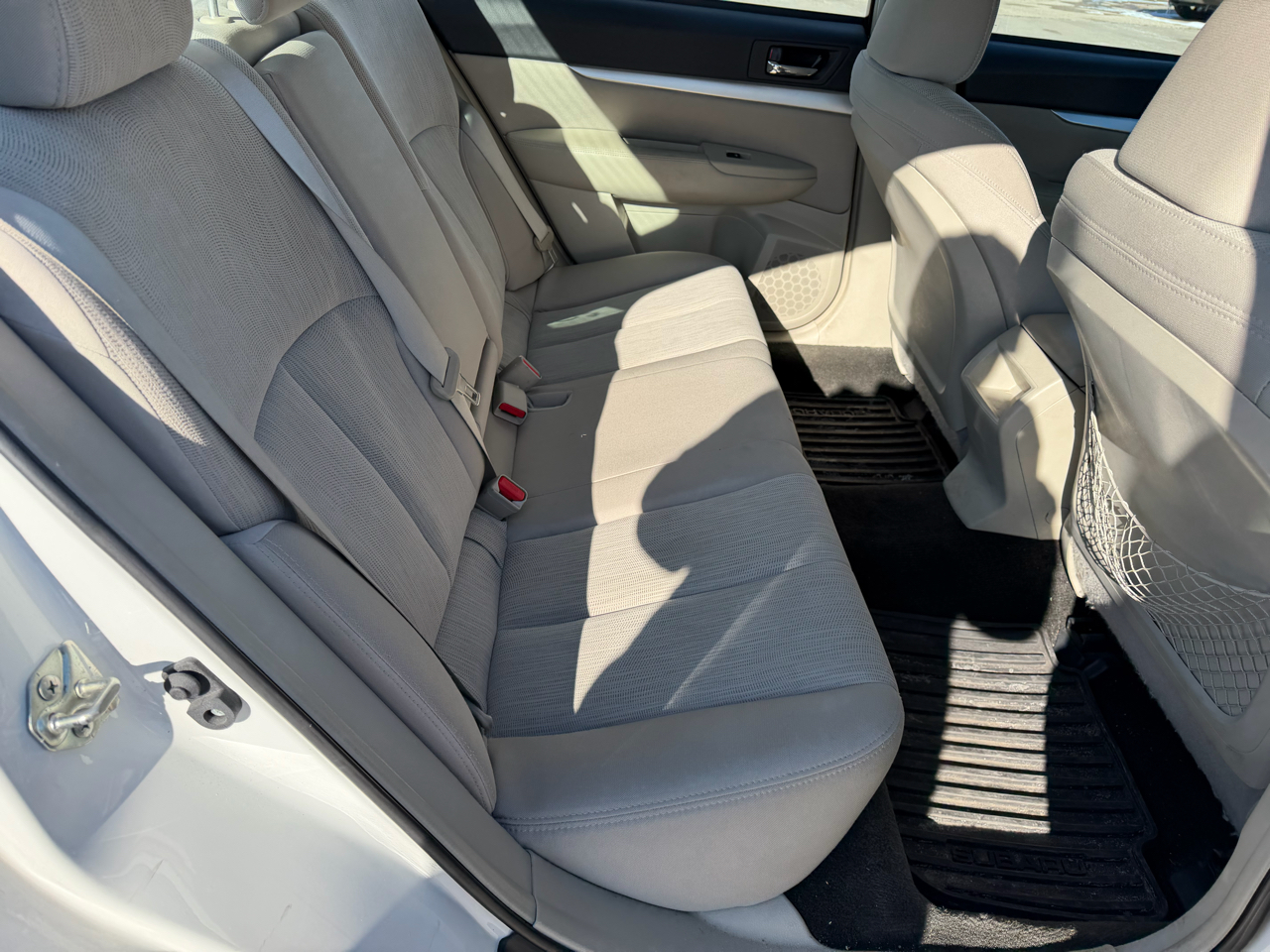 Subaru Legacy 4dr Sdn H4 Auto 2.5i Premium 2013