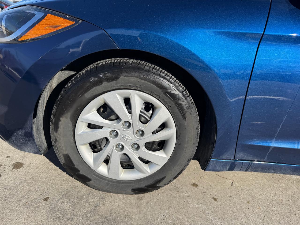 Hyundai Elantra SE 4D Sedan 2017