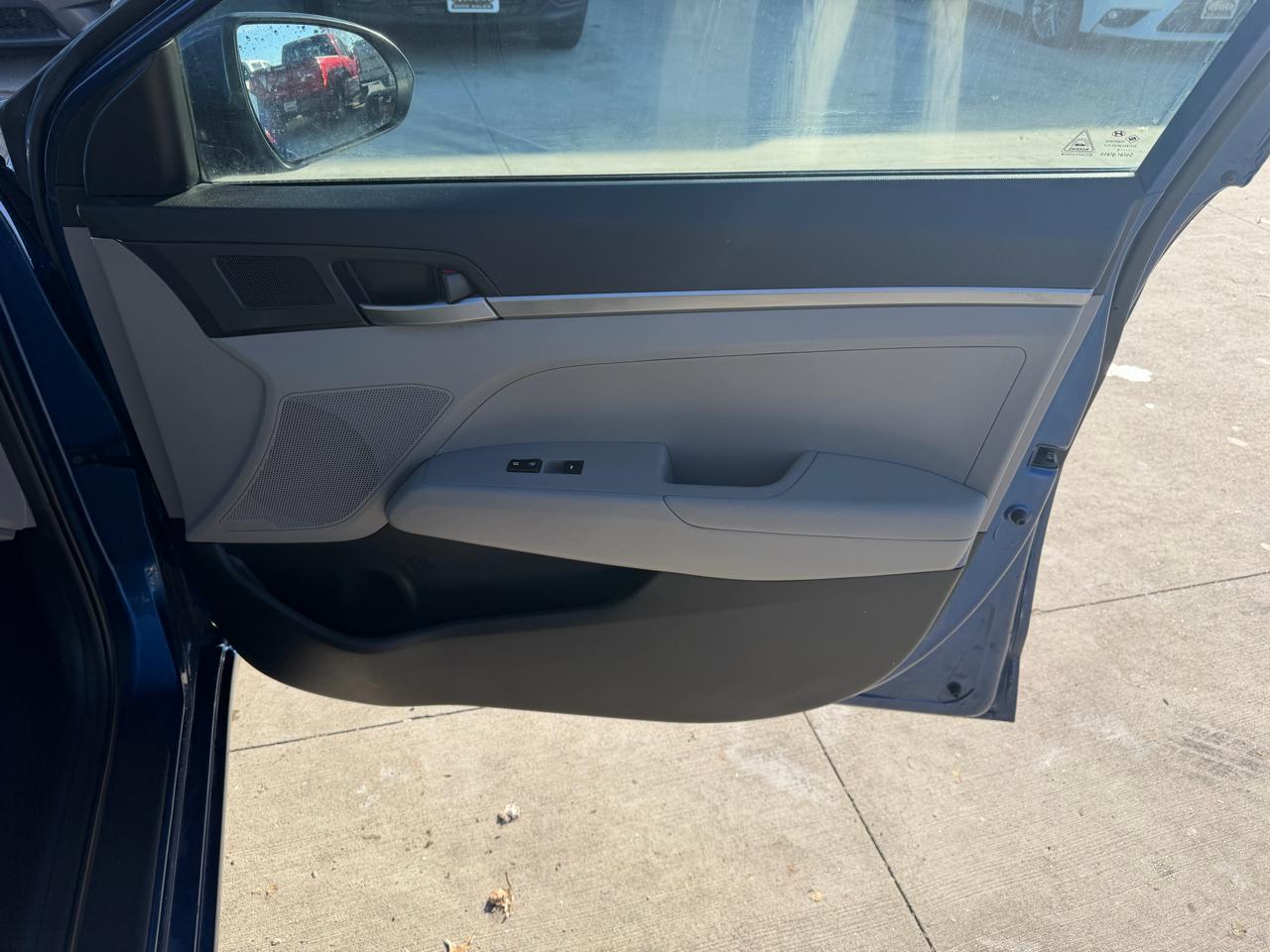 Hyundai Elantra SE 4D Sedan 2017