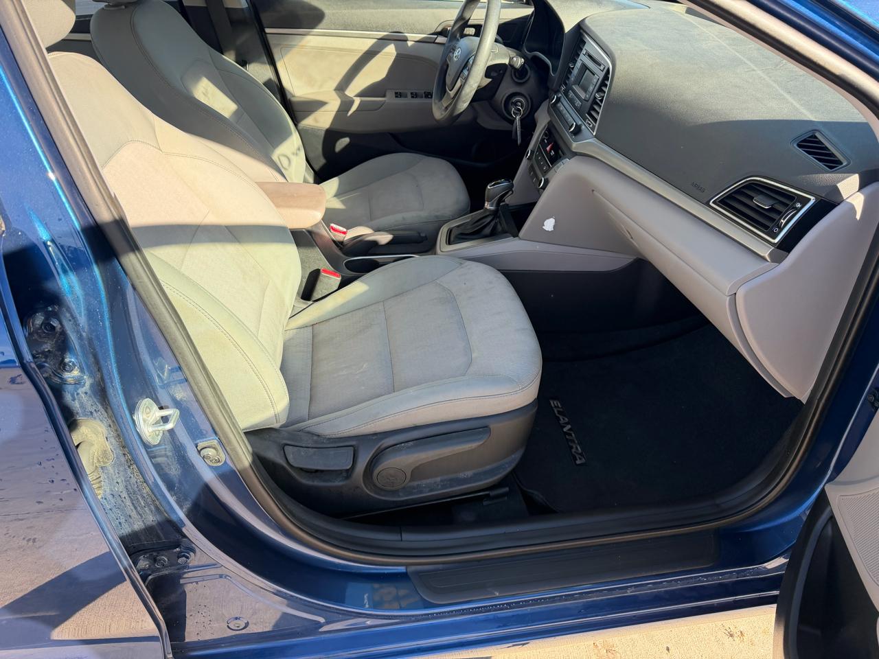 Hyundai Elantra SE 4D Sedan 2017