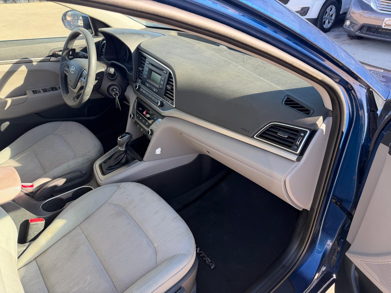 Hyundai Elantra SE 4D Sedan 2017