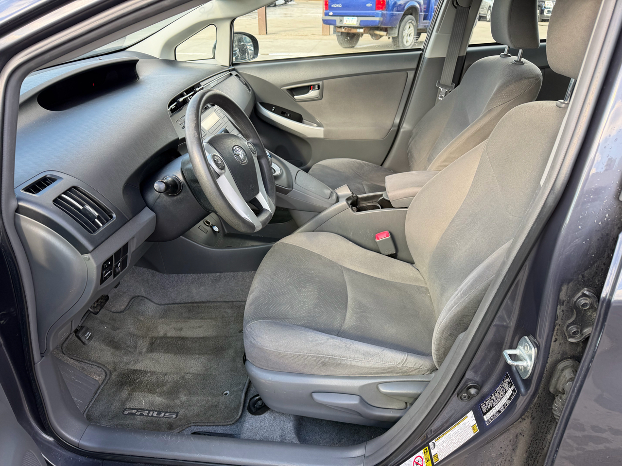 Toyota Prius 5dr HB II (Natl) 2011