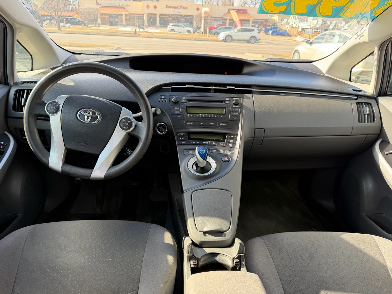 Toyota Prius 5dr HB II (Natl) 2011