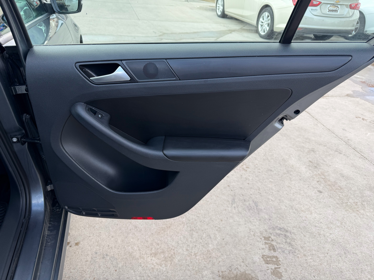 Volkswagen Jetta Sedan 4dr Auto SE 2014